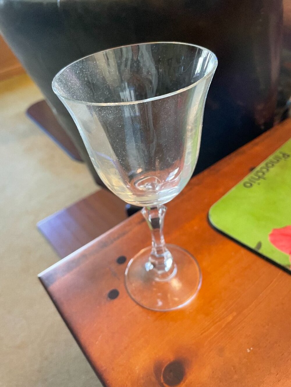 Vintage Fluted Clear Wine Glass 7 1/2" x 3 1/2"